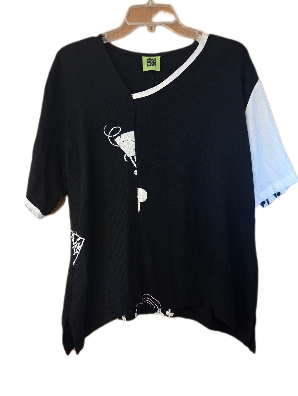 VTG JG Mad Lab Whimsical Artsy Indie Top Black White Graphic Size M/L